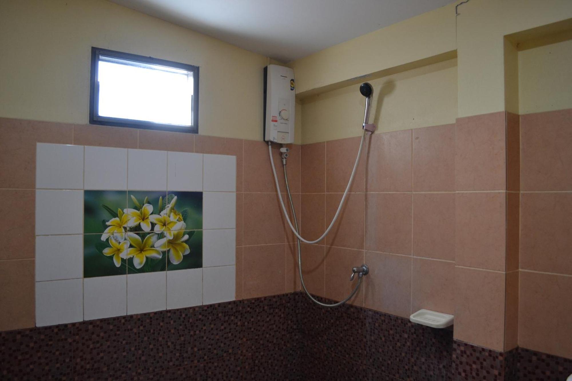 Benjaporn Bungalow Ko Sichang Chambre photo